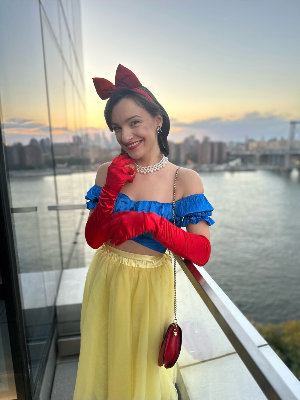 Snow White Costume 3-Piece Set - Blue Top, Red Bow Headband & Gloves